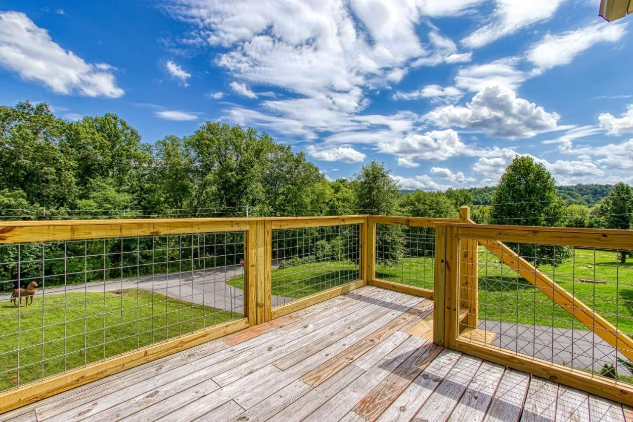 River Dance By Honeybearcabins Sevierville Exterior photo